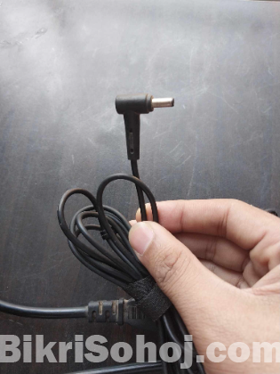 asus AC ADAPTER